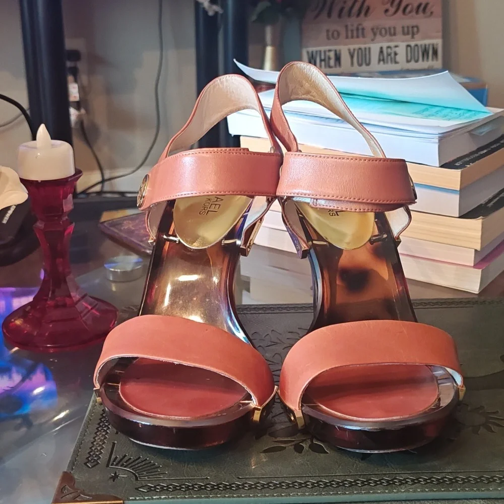 Michael Kors summer sandal heels. Size 9. Camel leather with brass accents. - Picture 2 of 3